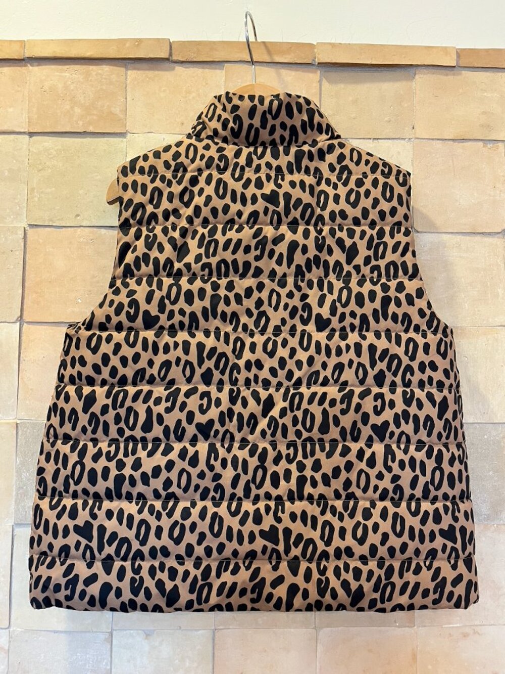 J Crew Puffer Vest Leopard Print Size M - Picture 3 of 5